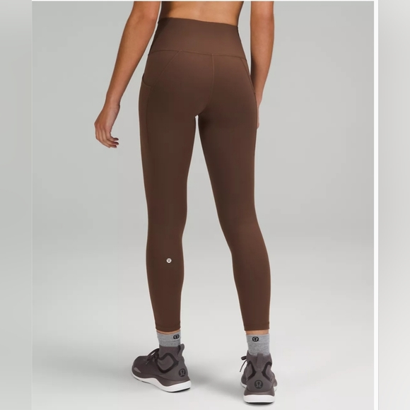 Lulu size 6 leggings high rise training - Picture 2 of 5